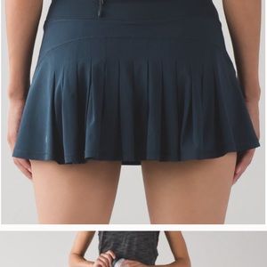 Lululemon Teal Circuit Breaker Skirt Size 8